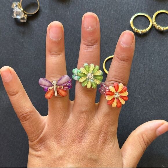 12 Piece Random Ring Bundle - Picture 5 of 12